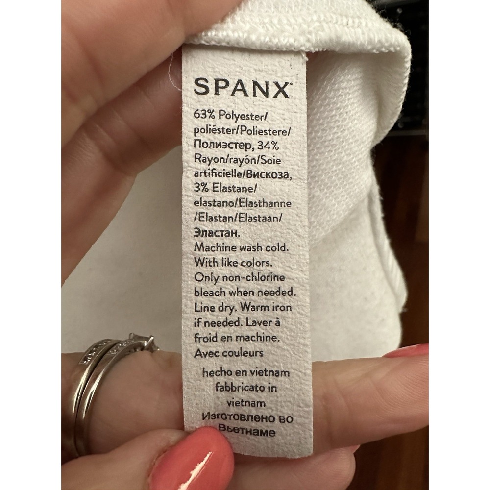 Spanx Sweatshirt Womens Medium White Crew Neck 3/4 Sleeve Gym Inside Out #V3-1 - Picture 3 of 9